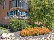 2 BR, 2 BA Apartment 4445 Madison Ave Unit 101S, Kansas...