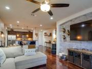 2 BR, 2 BA Apartment 950 Henderson, Fort Worth, TX 76102