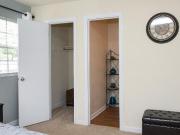 2 Br, 2 bath, Apartment 1315 Morreene Rd