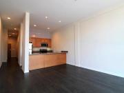 2 Br, 2 bath, Apartment 1540 W Fullerton Ave