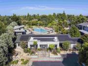 2 Br, 2 bath, Apartment 200 Bicentennial Cir