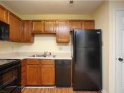 2 Br, 2 bath, Apartment 2610 Camellia Dr