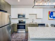 2 Br, 2 bath, Apartment 287 Huger St