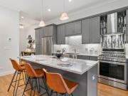 2 Br, 2 bath, Condo 1039 W Rundell Pl