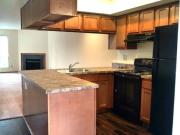 2 Br, 2 bath, Condo 1250 Lane On The Lake