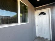 2 Br, 2 bath, Condo 2806 W Melvin Street
