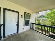 2 Br, 2 bath, Townhouse/Brownstone/RowHouse 1040 E...