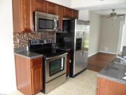 2 Br, 2 bath, Townhouse/Brownstone/RowHouse 1 Pleasant...