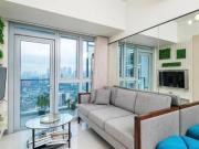 2 BR w/ Balcony Fully Furnished Uptown Parksuites For...