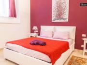 2 camere da letto, Rome Rome 00153 LS44521252 2 camere da letto, Rome Rome 00153 LS44521252