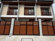 2 CAR GARAGE TOWNHOUSE FOR SALE MINDANAO AVe. QC