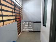 2 Car Park High Floor Corner Unit Renovated