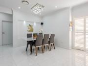 2 Carcoola Way Jordan Springs