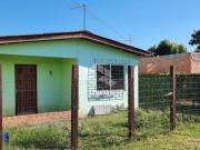 2 Casas com 2 quartos cada, vaga para 6 carros em...