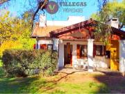 2 Casas de 75 m2 Piscina en Zona comercial VENTA Av....