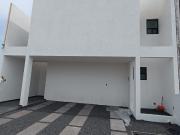 2 CASAS EN VENTA EN EL MIRADOR DEL CAMPANARIO, CON VISTA...