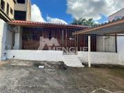 2 Casas residenciais com 2 dormitórios à venda no bairro...