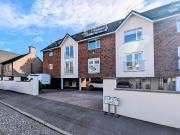 2 Clifton Gate, Bangor
