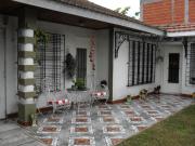 2 DEPARTAMENTOS DE 2 Y 3 AMBIENTES IMPECABLES Y...