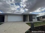 2 Desiree Street, Munno Para, SA 5115