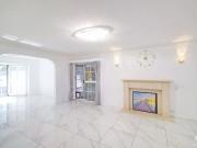 2 Dillingen Street, Chapel Hill QLD 4069