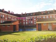 2 DORMITORIOS CON PATIO Y PISCINA!