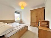 2 double bed, 2 bath, with PARKING, Somerset Road, West...