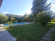 2 Einfamilienhäuser auf einem Grundstück, Garten,...