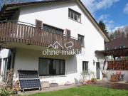 2 Fam. Haus mit traumhaften und großen Garten