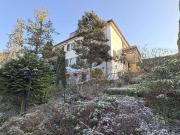 2 Familienhaus mit Terrasse, Garten und Stellplätzen