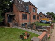 2 Familienhaus mit Villencharakter in 24146 Kiel...