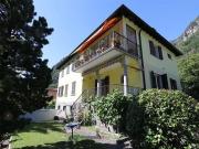 2 Familienhaus mit zwei 4 Zimmer Wohnungen mit grossem,...