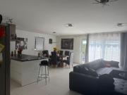 2 Freistehende Häuser ein Neubau mit 1119 qm Grundstück