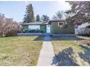 2 Hamlet Road Sw, Calgary, AB, T2V 3C8 house for sale Listi.