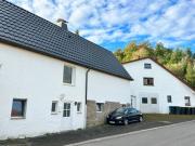 2 Häuser zum Preis von einem! Mit Deele und 5 Wohnungen...