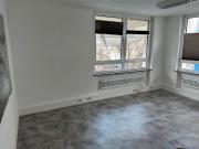 2 helle Büroräumen im gemeinsamen Büro zu vermieten