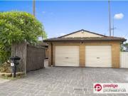 2 Ikara Crescent, MOOREBANK House for rent Listed by...