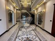 2 kanal brand new house is available in block h direct owner