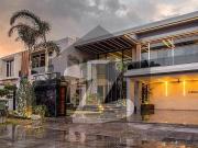 2 Kanal Brand New Luxury Ultra Modern Designer Fully...