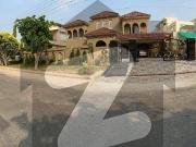 2 Kanal Brand New Spanish Bungalow Up For Sale In...