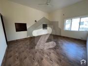 2 Kanal Commercial House Is Available For Rent Main...