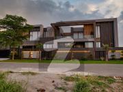 2 kanal elegant and fully furnished super hot located...