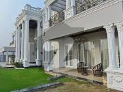 2 Kanal Elegant And Fully Maintained, Furnished Super...