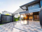 2 Kanal House With Kanal Extra Lawn Area For Sale In DHA...