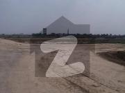2 kanal pair ideal plot park view city d block future...