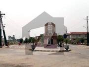 2 Kanal Pair Plot Facing Park for Sale in AWT Phase 2...