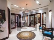 2 Kanal Used Bungalow For Sale at Hot Location Near Park... 2 Kanal Used Bungalow For Sale at Hot Location Near Park...