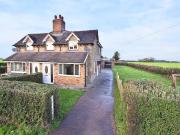 2 Knightley Eaves Cottages Knightley Eaves, Eccleshall...