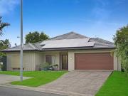 2 Lantau Crescent, Varsity Lakes, QLD 4227