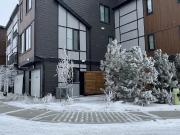 2 Master Bedrooms with ensuites